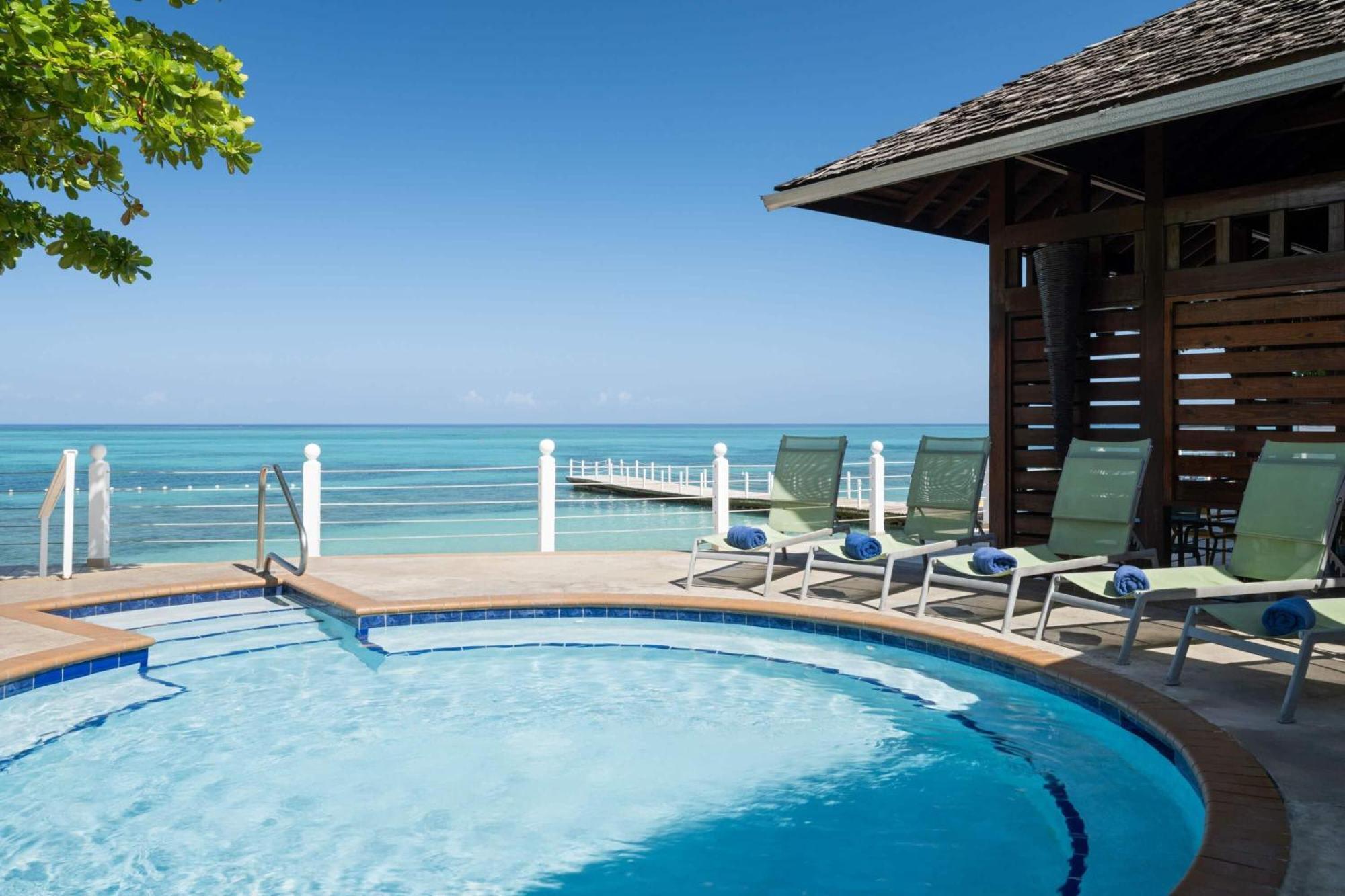 Grand Decameron Montego Beach, A Trademark All-Inclusive Resort Бухта Монтего Экстерьер фото
