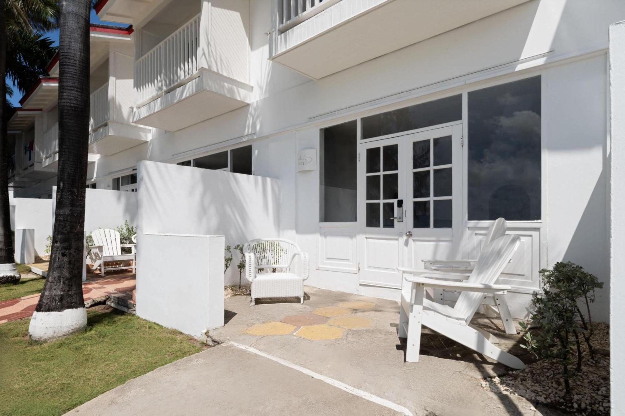 Grand Decameron Montego Beach, A Trademark All-Inclusive Resort Бухта Монтего Экстерьер фото